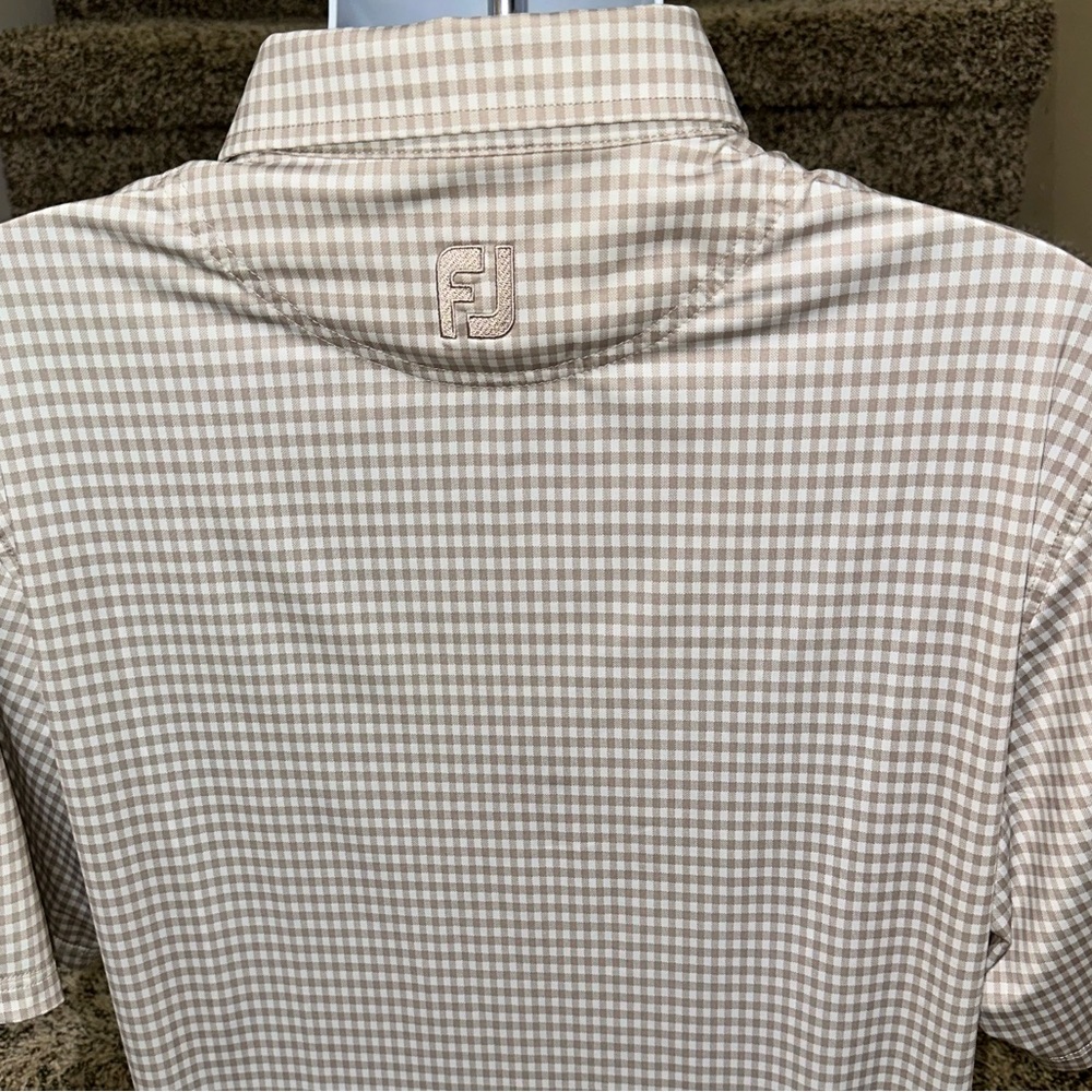 Stunning checkered *FJ FootJoy* wicking stretch men’s casual golf ⛳️ polo shirt